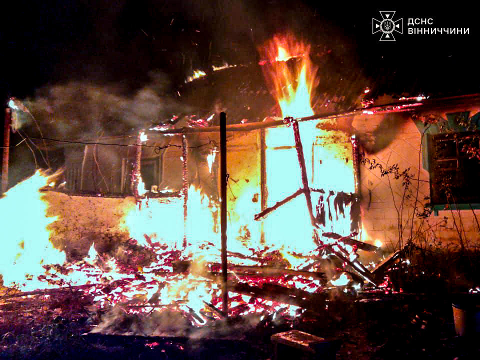 На Вінниччині вогонь забрав життя двох жінок / Новости Винницы и области / Інформаційний портал На Париже Новини Вінниці / На Вінниччині вогонь забрав життя двох жінок