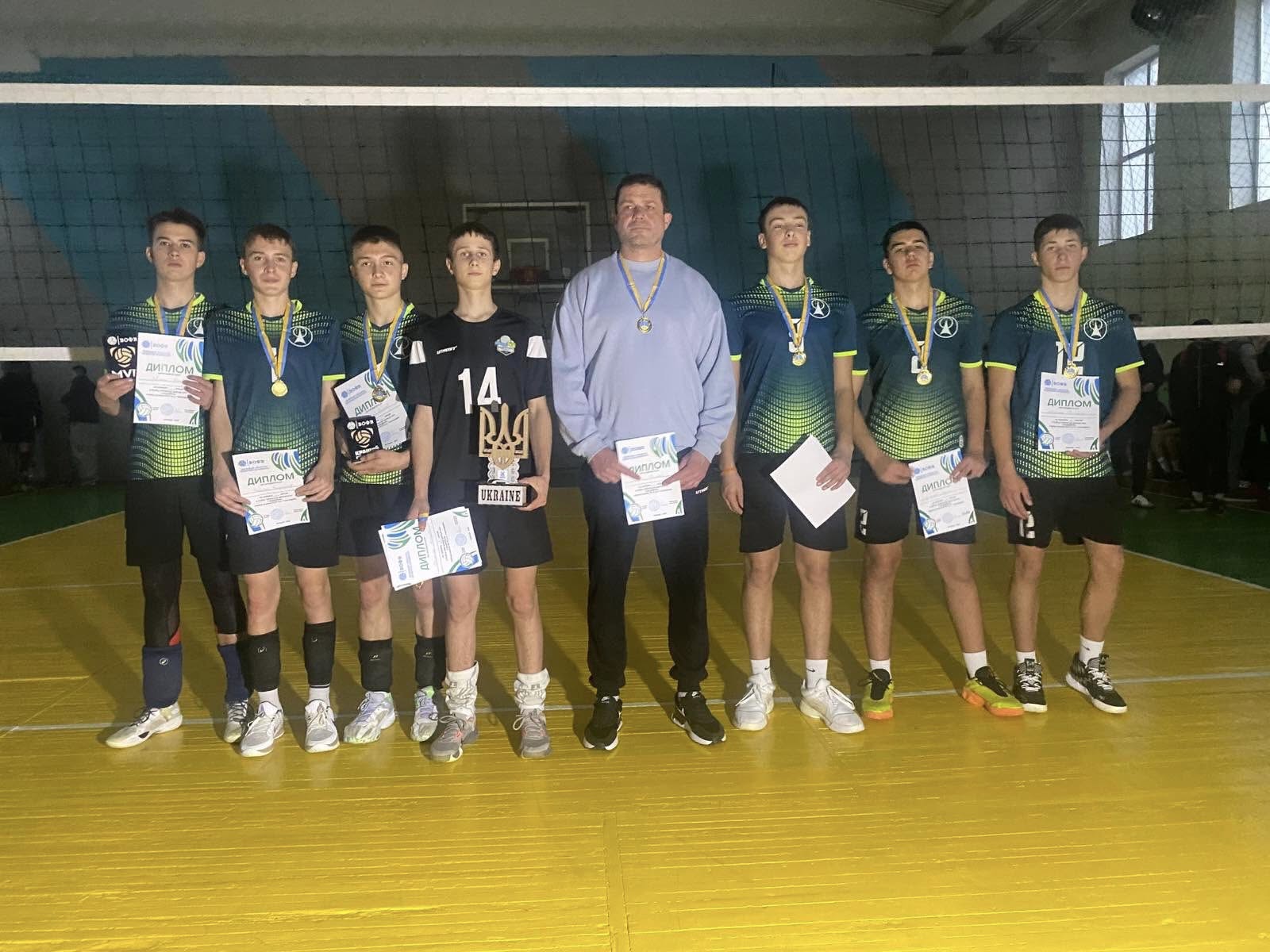 У Вінниці відбувся "Кубок Вінниччини-2025" з волейболу серед юнаків / Новости Винницы и области / Інформаційний портал На Париже Новини Вінниці / У Вінниці відбувся "Кубок Вінниччини-2025" з волейболу серед юнаків