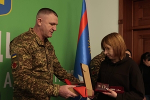 Новини Вінниці / На Вінниччині родинам полеглих захисників України вручили державні нагороди посмертно