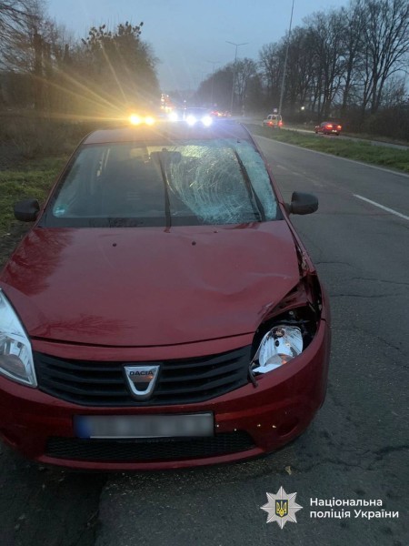 Ранкова ДТП на виїзді з Вінниці стала смертельною для пішохода / Новости Винницы и области / Інформаційний портал На Париже Новини Вінниці / Ранкова ДТП на виїзді з Вінниці стала смертельною для пішохода