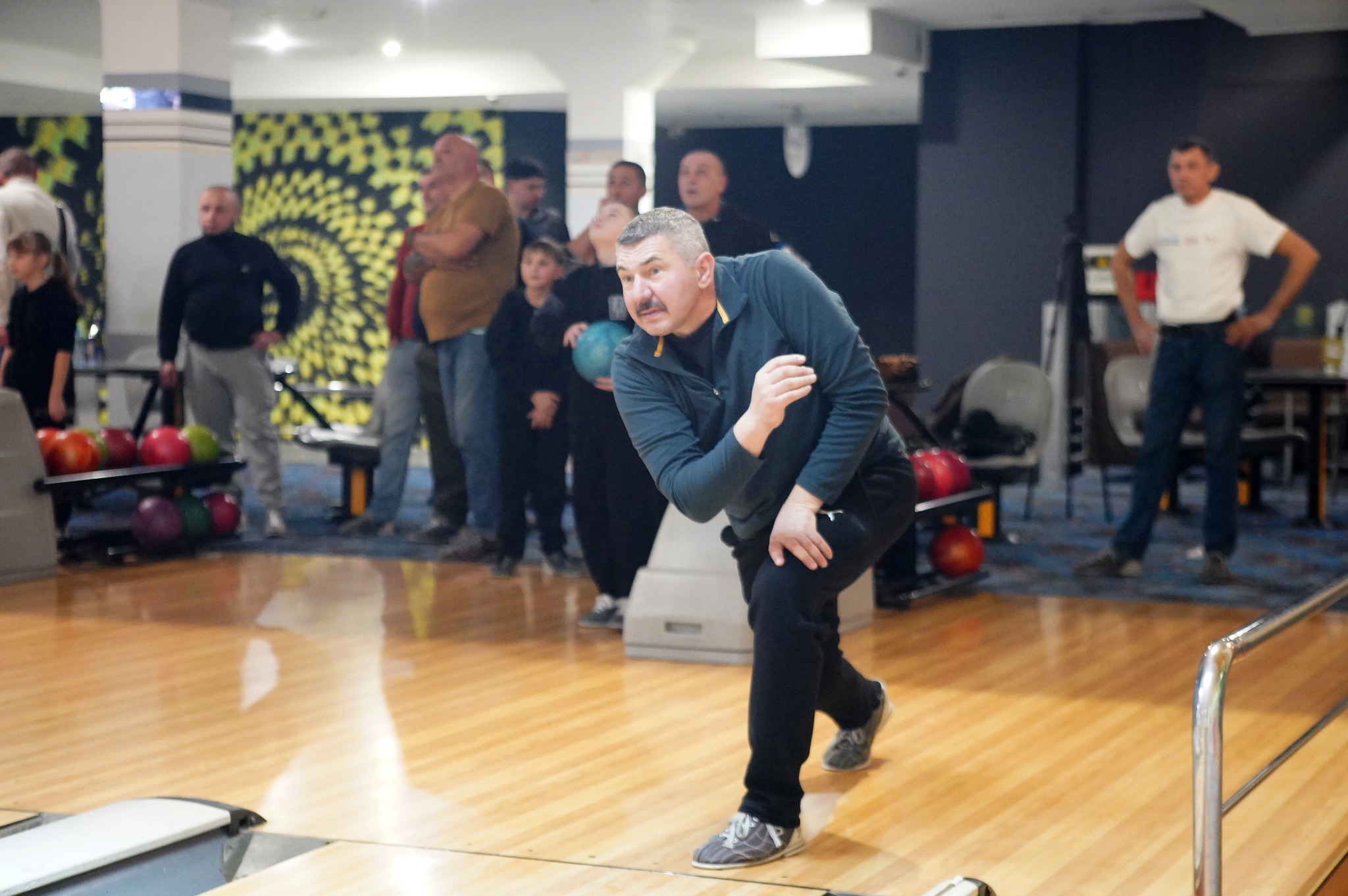 Новини Вінниці / У Вінниці для ветеранів «Муніципальної варти» організували похід у боулінг