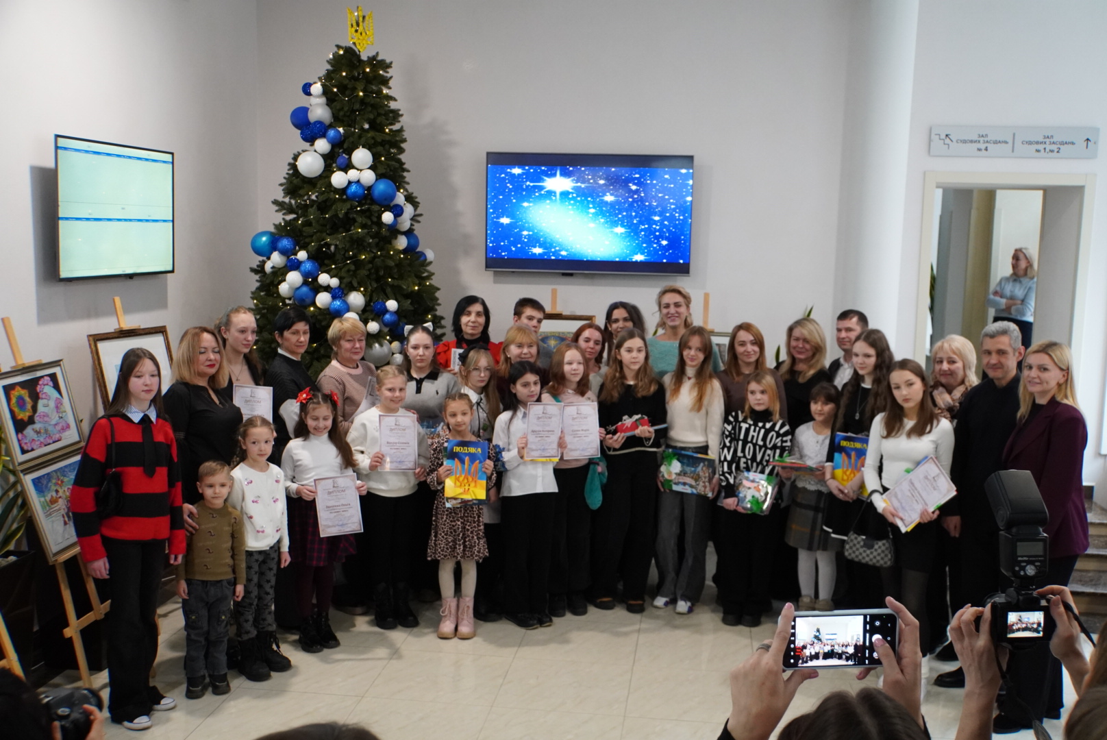 Новини Вінниці / У Вінниці нагородили переможців ХХV Всеукраїнського дитячого фестивалю-конкурсу «Різдвяна зірка-2025» 