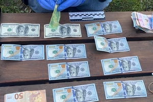 Новости Винницы и области / У Вінниці поліція затримала чоловіка за розповсюдження канабісу / Інформаційний портал На Париже Новини Вінниці / У Вінниці поліція затримала чоловіка за розповсюдження канабісу