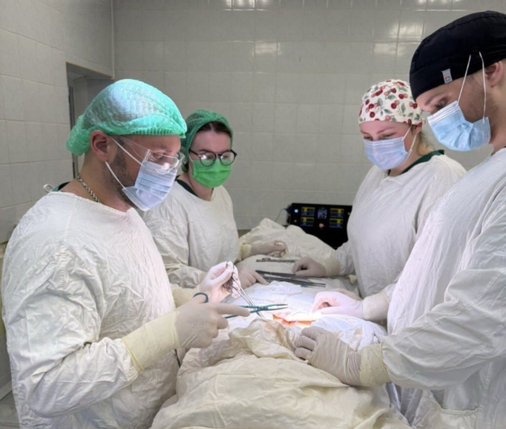 Новини Вінниці / У Вінницькому Подільському онкоцентрі пацієнткі видалили пухлину вагою понад 7 кілограмів