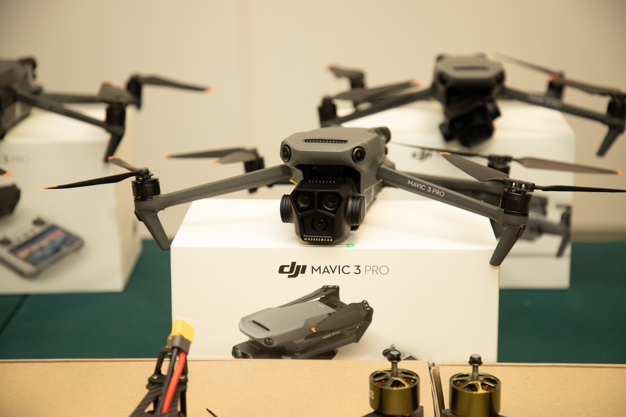 Вінниччина передала дрони бійцям 38-го зенітного ракетного полку / Новости Винницы и области / Інформаційний портал На Париже Новини Вінниці / Вінниччина передала дрони бійцям 38-го зенітного ракетного полку