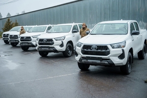 Новини Вінниці / Вінниця передала нову партію техніки бійцям 14-ї бригади НГУ «Червона калина»