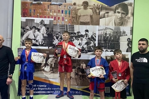 Новини Вінниці / Вінницькі самбісти здобули шість медалей на всеукраїнському турнірі у Львові