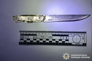 Новости Винницы и области / Брат напав на брата з ножем: на Вінниччині сімейна сварка під час випивки закінчилась лікарнею / Інформаційний портал На Париже Новини Вінниці / Брат напав на брата з ножем: на Вінниччині сімейна сварка під час випивки закінчилась лікарнею