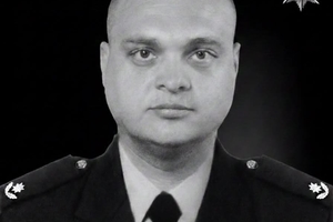 Новости Винницы и области / Дружині та синові полеглого захисника з Вінниччини Дмитра Агат’єва «Стетхем» вручили орден «Золота Зірка» / Інформаційний портал На Париже Новини Вінниці / Дружині та синові полеглого захисника з Вінниччини Дмитра Агат’єва «Стетхем» вручили орден «Золота Зірка»