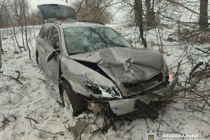 Новости Винницы и области / Лобове зіткнення на Вінниччині: Skoda і ЗАЗ не розминулися / Інформаційний портал На Париже Новини Вінниці / Лобове зіткнення на Вінниччині: Skoda і ЗАЗ не розминулися