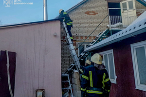 Новости Винницы и области / На Вінниччині за добу сталося 12 пожеж: одна людина загинула, ще одну вдалося врятувати / Інформаційний портал На Париже Новини Вінниці / На Вінниччині за добу сталося 12 пожеж: одна людина загинула, ще одну вдалося врятувати