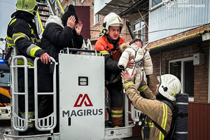 Новини Вінниці / Пожежа у вінницькій п’ятиповерхівці: рятувальники врятували двох дітей