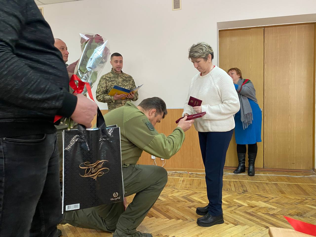 Новини Вінниці / У Хмільнику вручили державні нагороди рідним загиблих захисників України