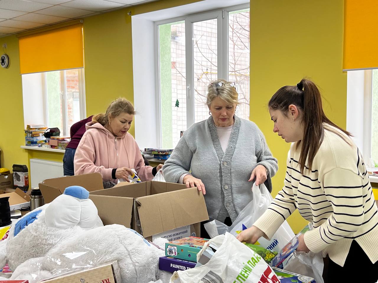 Новини Вінниці / Вінниця об’єдналася, щоб подарувати новорічне свято дітям Балаклії