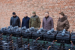 Новини Вінниці / Вінниця знову передала дрони захисникам на передову