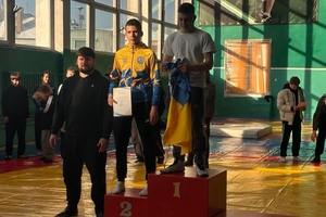 Новини Вінниці / Вінницькі спортсмени здобули 15 медалей на чемпіонаті області з вільної боротьби