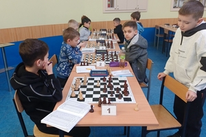 Новини Вінниці / Маленькі шахові генії: у Вінниці визначили юних чемпіонів області