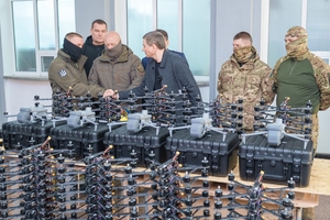 Новости Винницы и области / Підрозділ «Артан» отримав від Вінниці 100 FPV-дронів та сучасні квадрокоптери / Інформаційний портал На Париже Новини Вінниці / Підрозділ «Артан» отримав від Вінниці 100 FPV-дронів та сучасні квадрокоптери