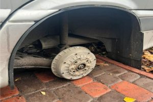 Новости Винницы и области / У Калинівці викрили серійного крадія, який обкрадав будинки та авто / Інформаційний портал На Париже Новини Вінниці / У Калинівці викрили серійного крадія, який обкрадав будинки та авто