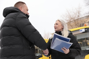 Новини Вінниці / Вінниччина отримала ще 8 нових шкільних автобусів для п’яти громад