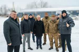 Новости Винницы и области / Вінниця передала мобільну лазню та багі для однієї з бригад на передовій / Інформаційний портал На Париже Новини Вінниці / Вінниця передала мобільну лазню та багі для однієї з бригад на передовій