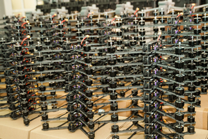 Новости Винницы и области / Вінниця передала трьом бригадам 300 FPV-дронів та сучасну техніку / Інформаційний портал На Париже Новини Вінниці / Вінниця передала трьом бригадам 300 FPV-дронів та сучасну техніку