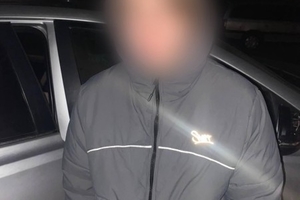 Новости Винницы и области / Злочинці використовують поштомати задля продажу наркотиків: вже друге затримання за місяць / Інформаційний портал На Париже Новини Вінниці / Злочинці використовують поштомати задля продажу наркотиків: вже друге затримання за місяць