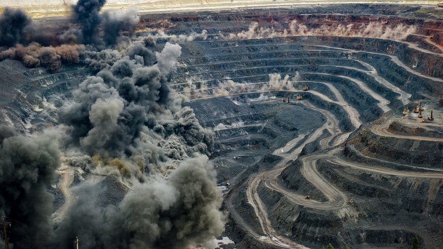 1 квітня на Іванівському родовищі мігматитів проведуть планові вибухи / Новости Винницы и области / Інформаційний портал На Париже Новини Вінниці / 1 квітня на Іванівському родовищі мігматитів проведуть планові вибухи