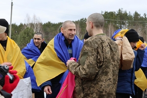 Новини Вінниці / Додому повернулися 200 українських захисників із російського полону