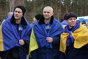 Новини Вінниці / Додому повернулися 200 українських захисників із російського полону