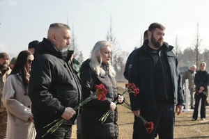 Новини Вінниці / Герої без імен: На Національному меморіальному кладовищі Вінниччина попрощалась з невідомими воїнами