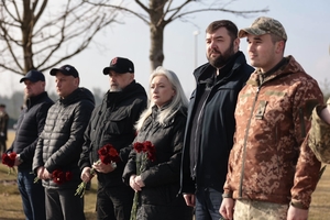 Новини Вінниці / Герої без імен: На Національному меморіальному кладовищі Вінниччина попрощалась з невідомими воїнами