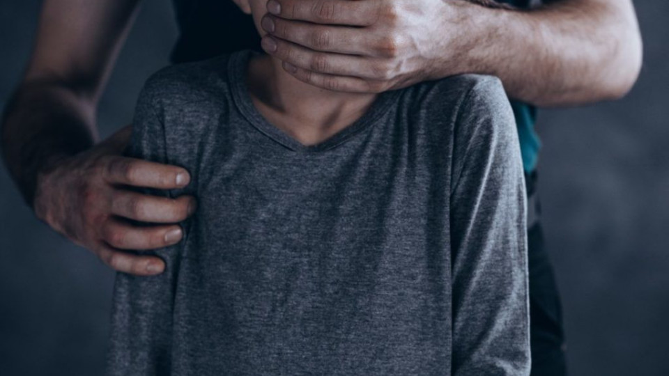 Новини Вінниці / На Вінниччині 15-річна дівчина повідомила про зґвалтування вітчимом