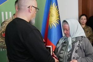 Новини Вінниці / На Вінниччині рідним полеглих захисників України вручили державні нагороди посмертно