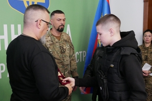 Новини Вінниці / На Вінниччині рідним полеглих захисників України вручили державні нагороди посмертно