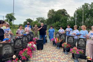Новини Вінниці / Відомий волонтер з Хмільника Іван Плотиця створив фонд для підтримки українських військових 