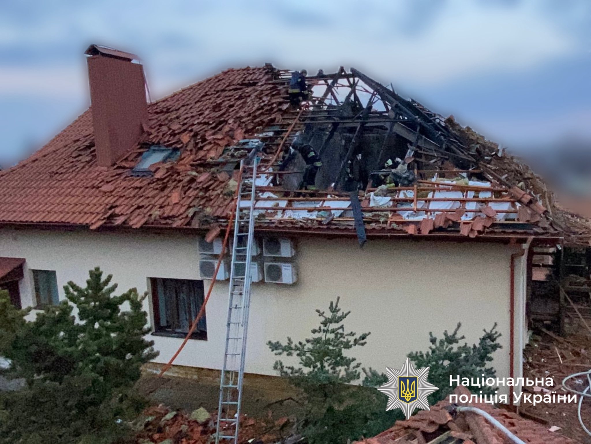 Вінниця після атаки БпЛА: пошкоджені 70 будинків, дитсадок і муздрамтеатр / Новости Винницы и области / Інформаційний портал На Париже Новини Вінниці / Вінниця після атаки БпЛА: пошкоджені 70 будинків, дитсадок і муздрамтеатр