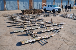 Новини Вінниці / Вінниця посилила військових: бійцям передали 80 дронів «Блискавка» та пікап