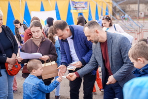 Новини Вінниці / Вінницькі діти пільгових категорій відвідали чарівний світ циркового мистецтва