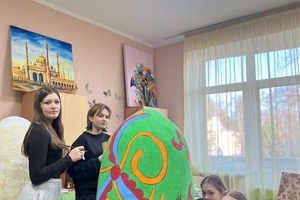 Новини Вінниці / 149 дітей з Вінниччини на відпочинку в «Артек» встановили національний Великодній рекорд