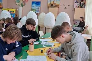 Новини Вінниці / 149 дітей з Вінниччини на відпочинку в «Артек» встановили національний Великодній рекорд