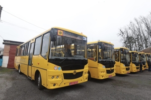 Новини Вінниці / Дев’ять інклюзивних шкільних автобусів поїдуть до восьми громад Вінниччини