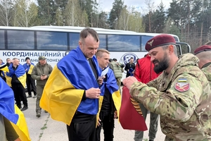 Новини Вінниці / Додому повернулися 193 українські захисники з російського полону