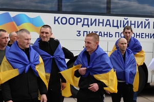 Новини Вінниці / Додому повернулися 193 українські захисники з російського полону