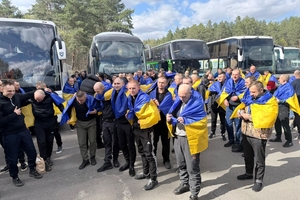 Новини Вінниці / Додому повернулися 193 українські захисники з російського полону
