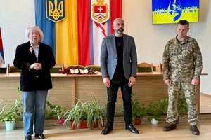 Новини Вінниці / На Вінниччині рідним загиблих воїнів вручили державні нагороди 