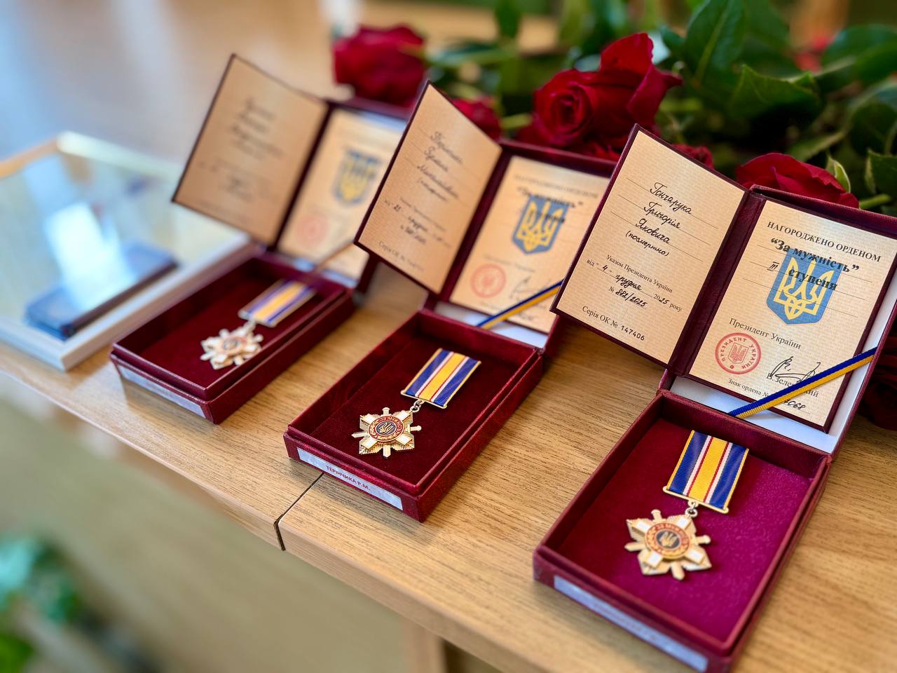 Новини Вінниці / На Вінниччині рідним загиблих воїнів вручили державні нагороди 