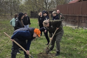 Новини Вінниці / У Вінниці висадили 25 Шевченківських дубів у межах всеукраїнської акції