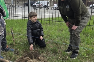 Новини Вінниці / У Вінниці висадили 25 Шевченківських дубів у межах всеукраїнської акції