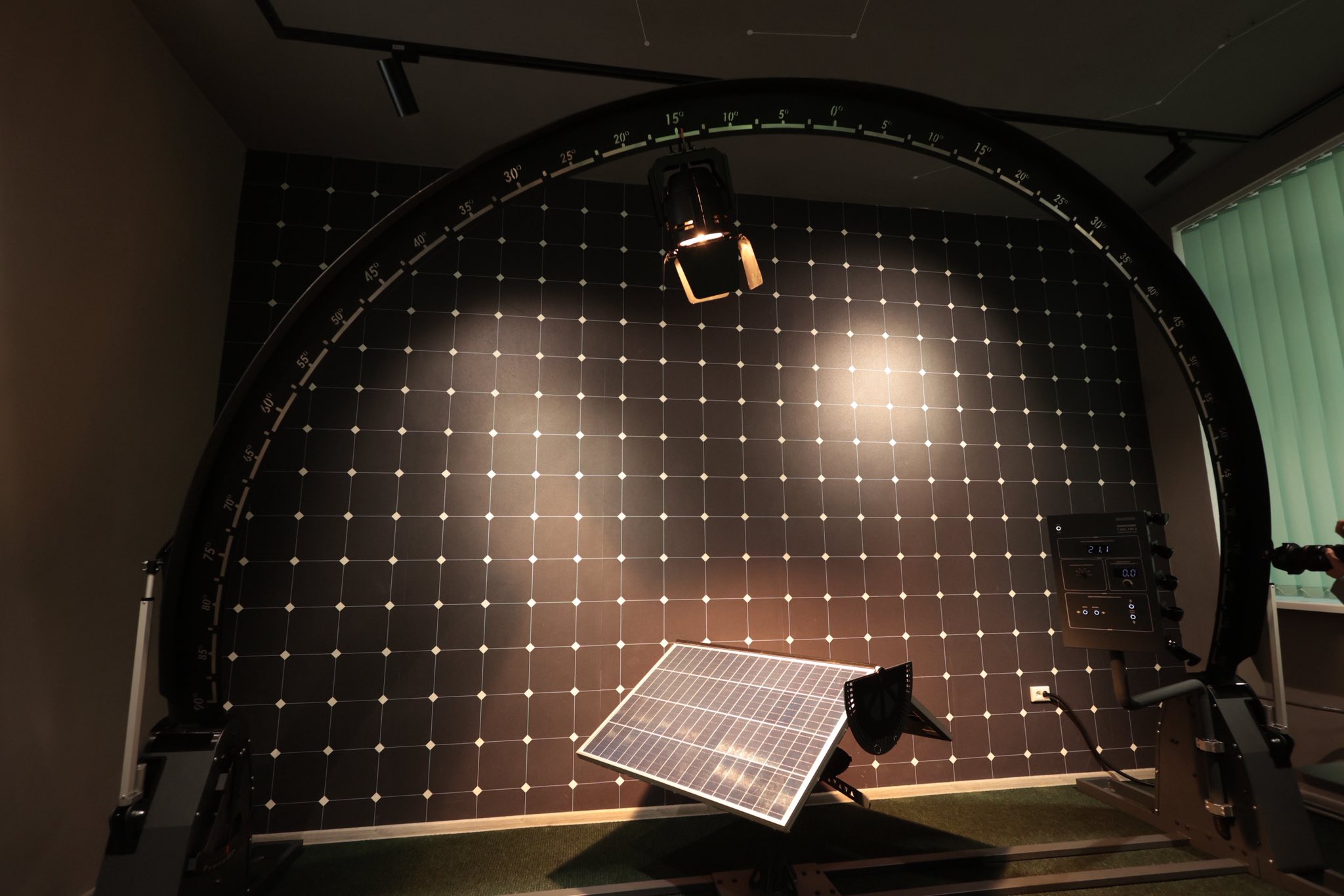 Новини Вінниці / Від геліотрекерів до віртуальної реальності: у ВНТУ відкрили п'ять сучасних лабораторій для навчання